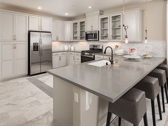 4th image of 4041 Hydra Cir