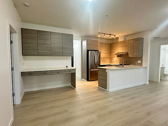4th image of 6965 Hastings St #32