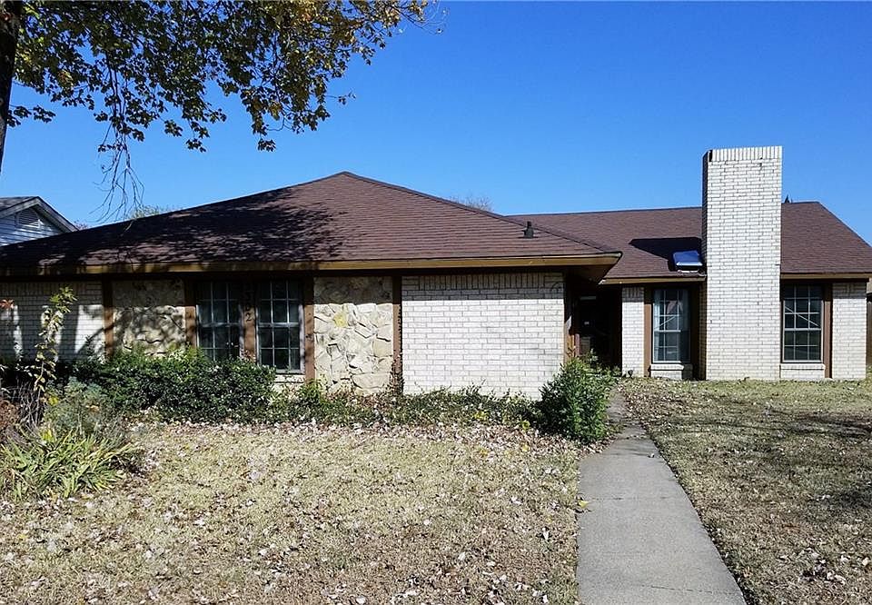 1st image of 5302 Barcelona Dr
