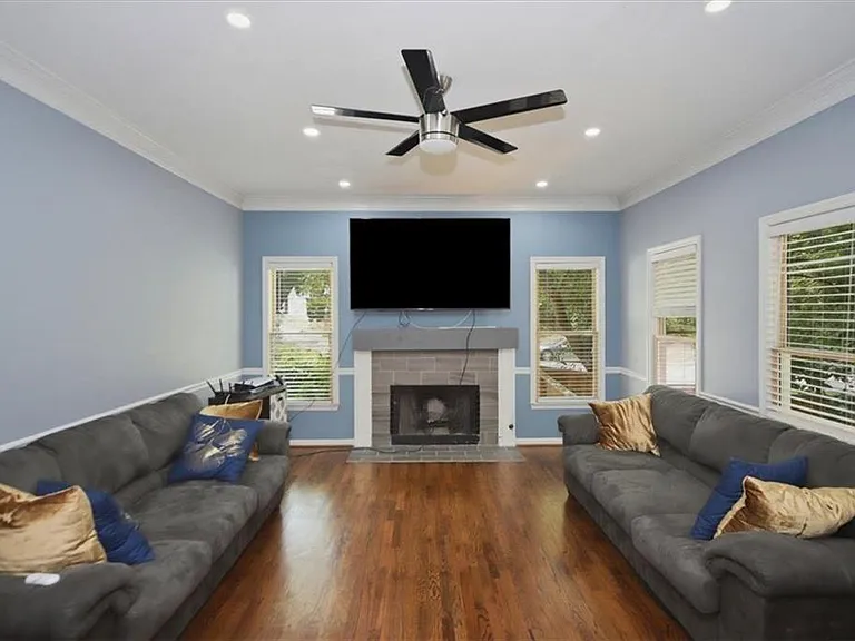 1264 Wyckfield Pl — Photo 7
