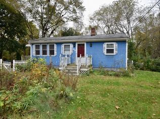 63 Vaughan St, Lakeville, MA 02347