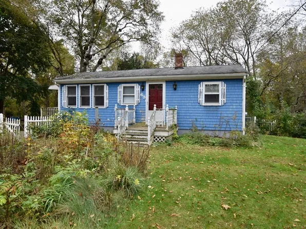 63 Vaughan St, Lakeville, MA 02347