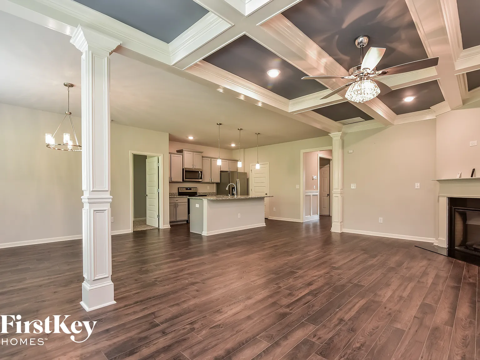 3 bed, 2.0 bath, 1711 sqft, $2,105 — Photo 4