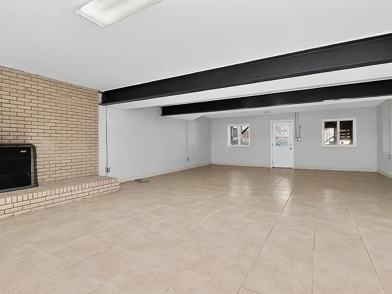 8109 Reames Rd — Photo 18