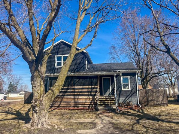 230 W Plum St, Kirkwood, IL 61447