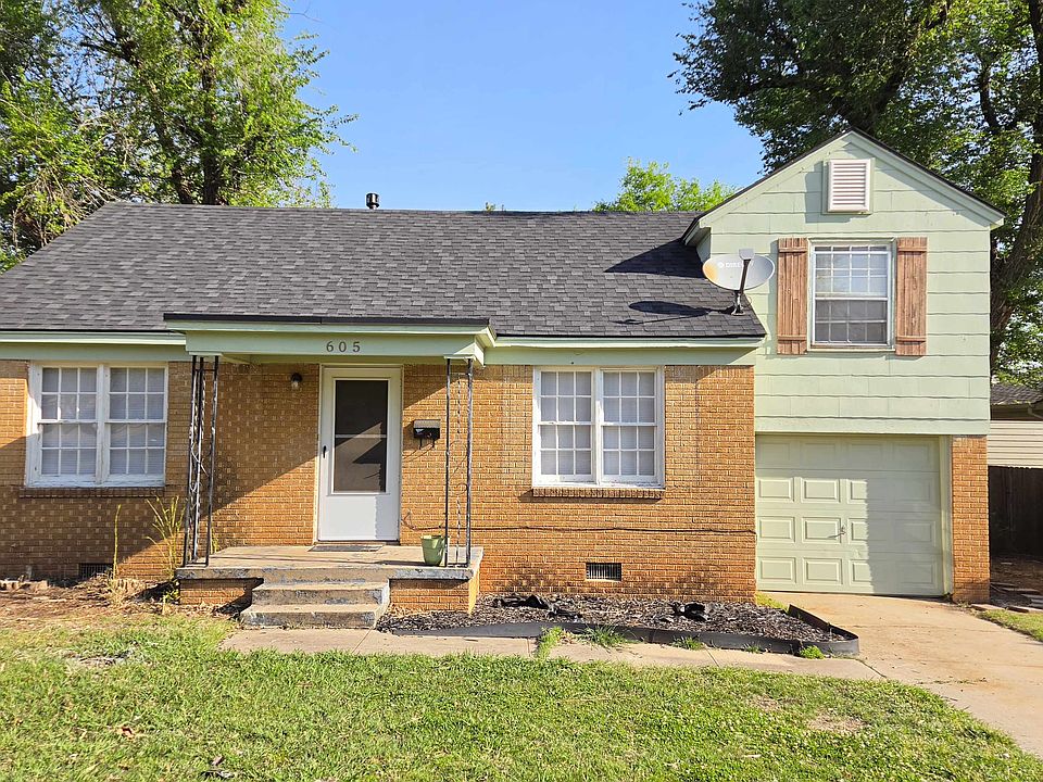 1st image of 605 NW 50th St