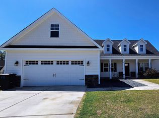 202 Violet Terrace Ct, Hubert, NC 28539