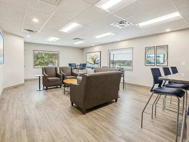 Tuscany Gardens Apartments — Photo 11