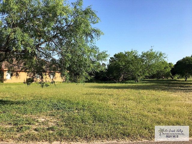 1st image of 404 N Kika De La Garza Blvd