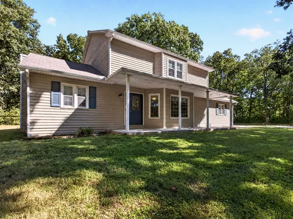 3905 E Graybill Rd, Sturgeon, MO 65284