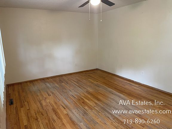 2nd image of 1641 N Monument Ave
