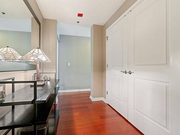 3rd image of 160 E Illinois St APT 1806