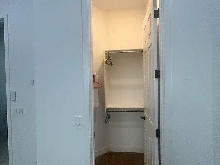 Bedroom3 with walk-in closet