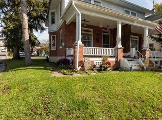 14 E Walnut St, Ephrata, PA