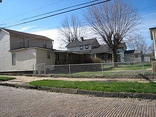 2nd image of 601 Washington St
