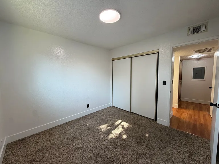 3614 S Port Dr — Photo 6