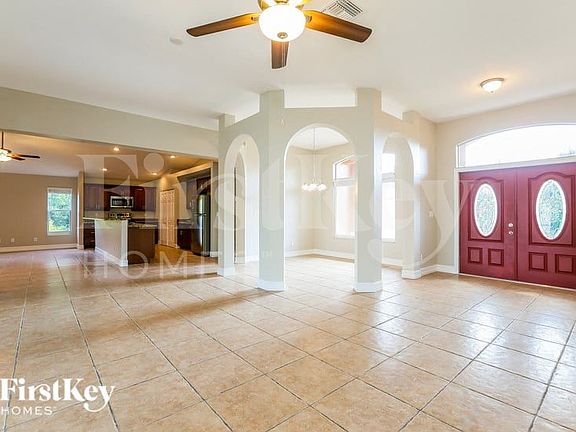 3rd image of 713 McKinley Ave