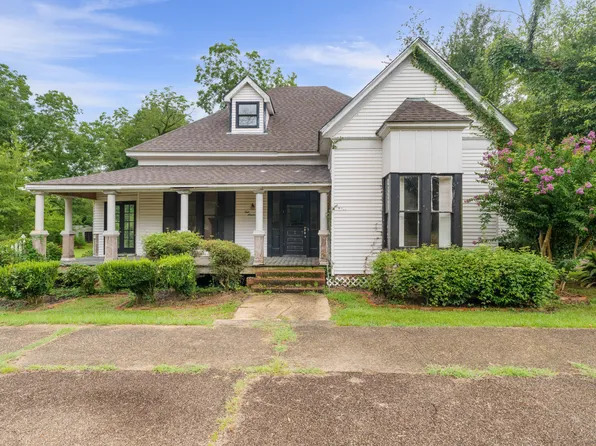 101 S Main St, Mount Olive, MS 39119