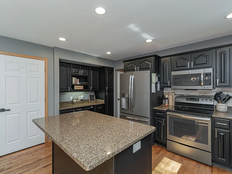 1008 Southern Woods Pl SW — Photo 26