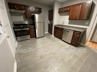 2920 W 64th St APT 2, Chicago, IL 60629