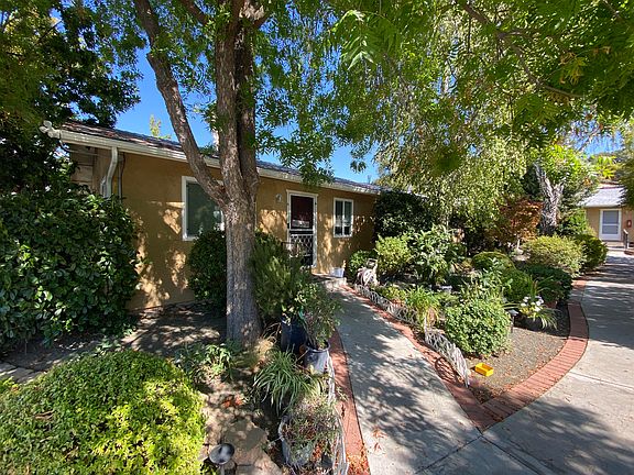 3rd image of 7437 Santa Ysabel Ave #H