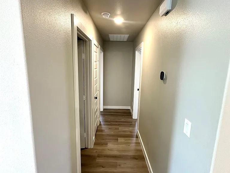 3210 Cottonwood Ave — Photo 9