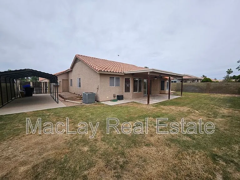 2193 E Brooks St — Photo 18