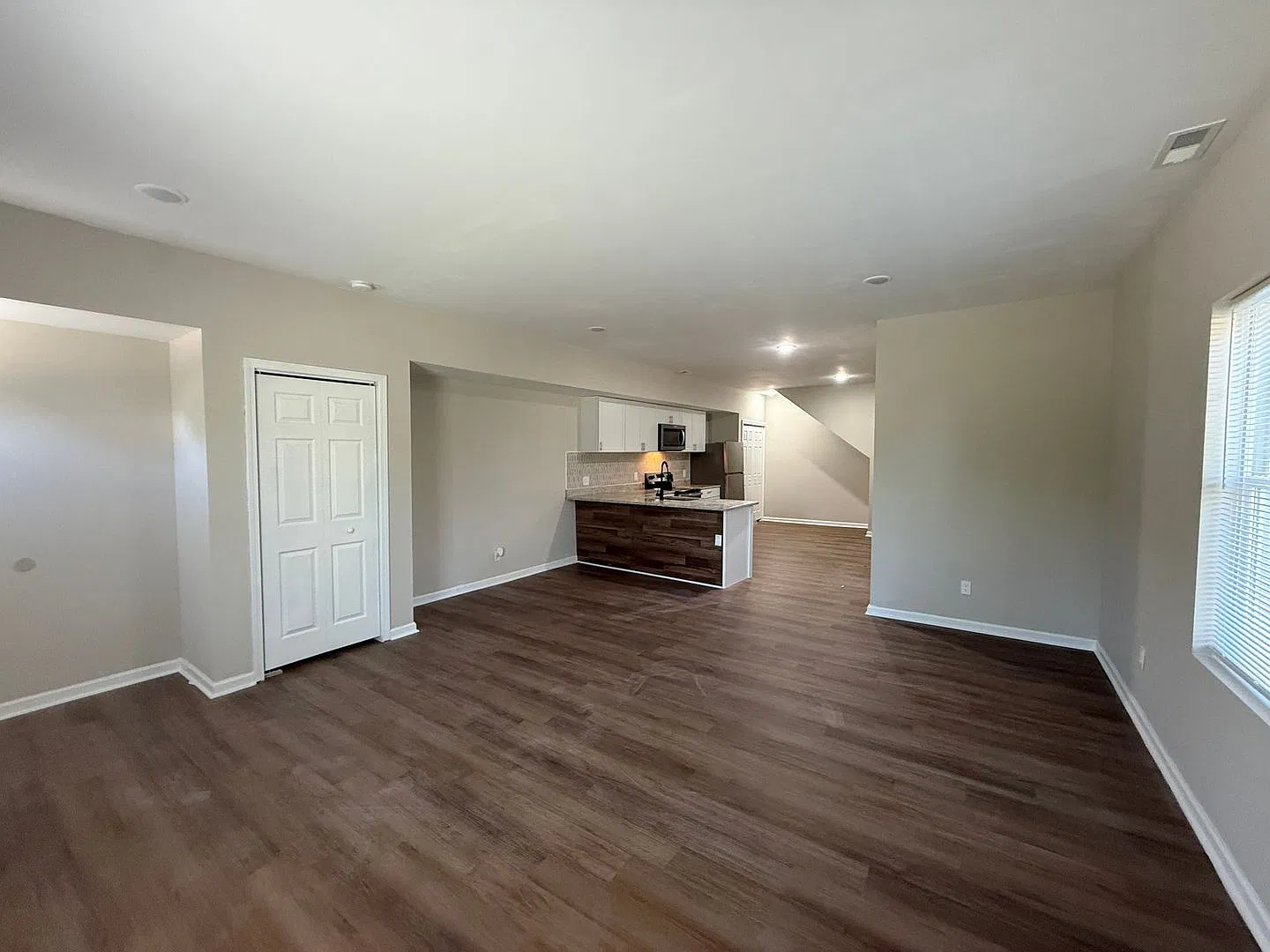 3BBR/1.5 Bath New Build Townhome — Photo 4