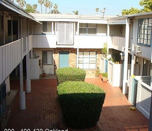 3rd image of 420 N Oakland Ave APT 21