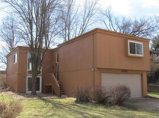 1578 Beacon Woods Ct, Ballwin, MO