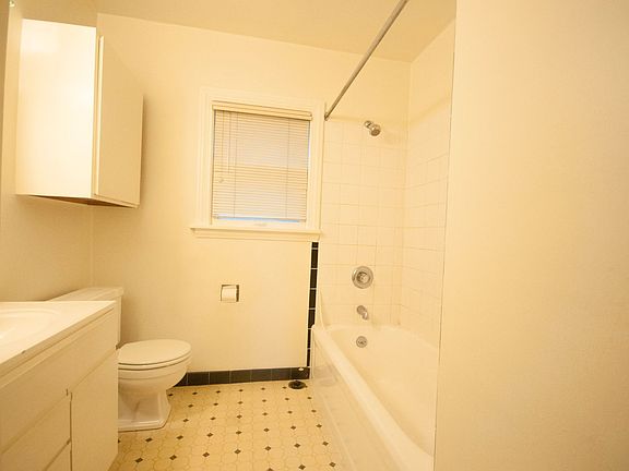 4th image of 2308 Minor Ave E #162
