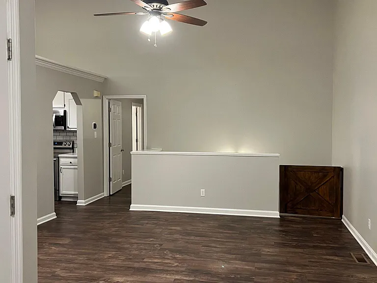 8555 Constance Way — Photo 5