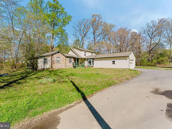 2nd image of 63 Dent Rd