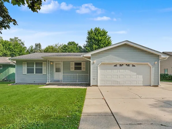 2618 W John St, Champaign, IL 61821