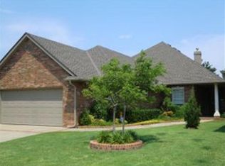 12213 Greenlea Chase E, Oklahoma City, OK 73170