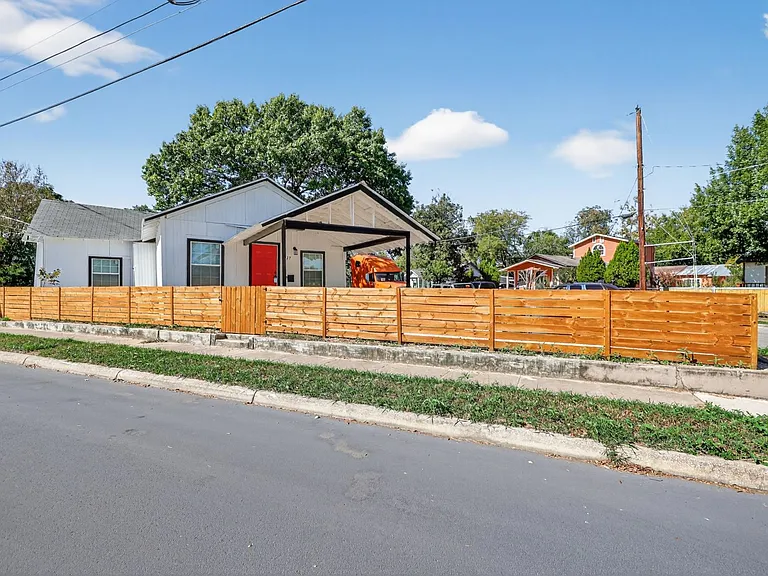 427 Floyd Ave — Photo 11