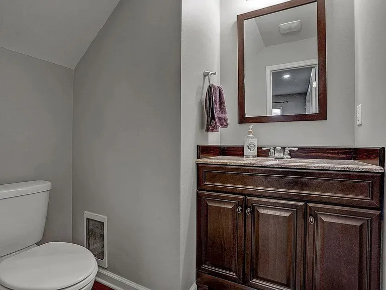 239 Lynchwick Ln — Photo 24