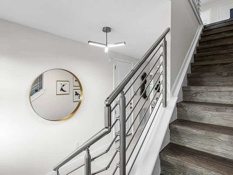 16171 Oakview Dr — Photo 16