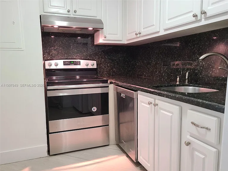 999 Brickell Bay Dr #1207 — Photo 13
