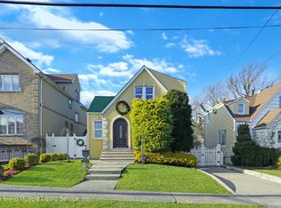 175 Overlook Ave, Staten Island, NY 10304