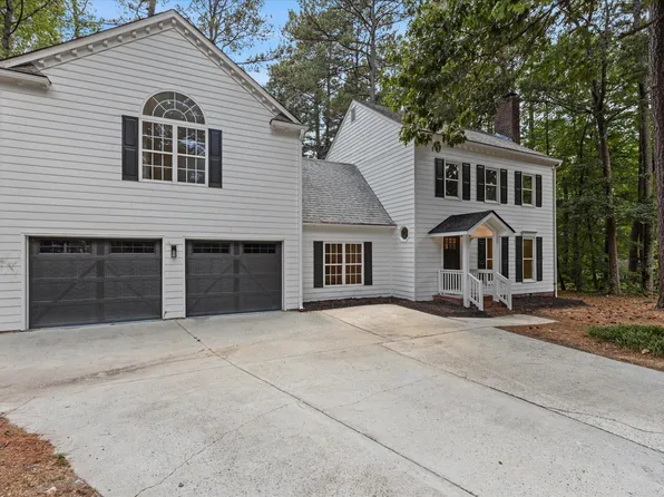 2600 New Oxford Dr, Apex, NC 27539