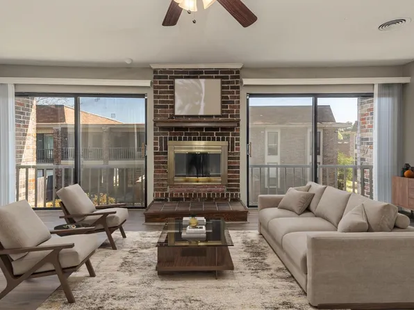 6586 Poplar Woods Cir S APT 4, Memphis, TN 38138