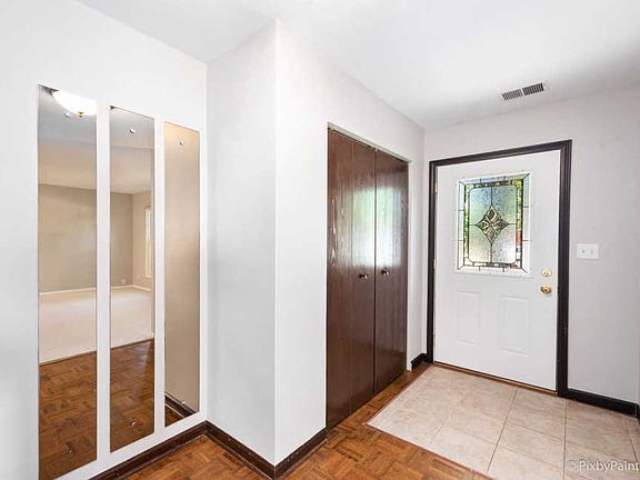 4th image of 4921 Lichfield Dr