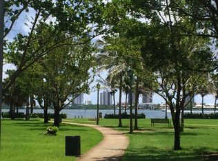 810 Lake Shore Dr APT 2, Lake Park, FL 33403