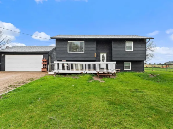 5109 Twilight Dr, Spearfish, SD 57783