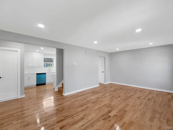 870 Southern Parkway, Uniondale, NY 11553