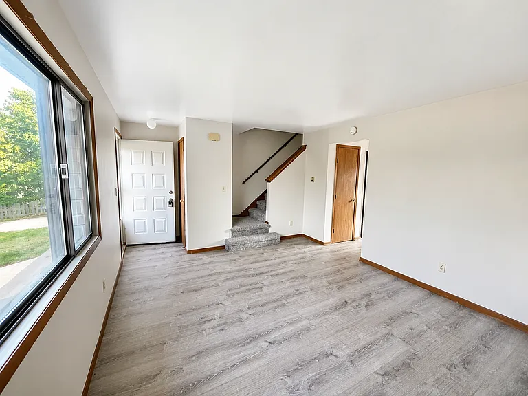8543 W Fairy Chasm Dr — Photo 4