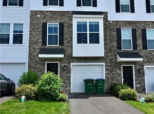 7551 Clayton Ave, Coopersburg, PA 18036