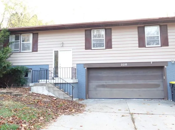 228 Raven St, Iowa City, IA 52245