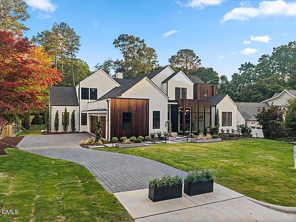 2nd image of 5301 Inglewood Ln